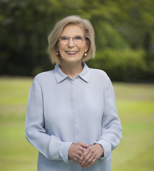 Marti Thomas, Sales Associate